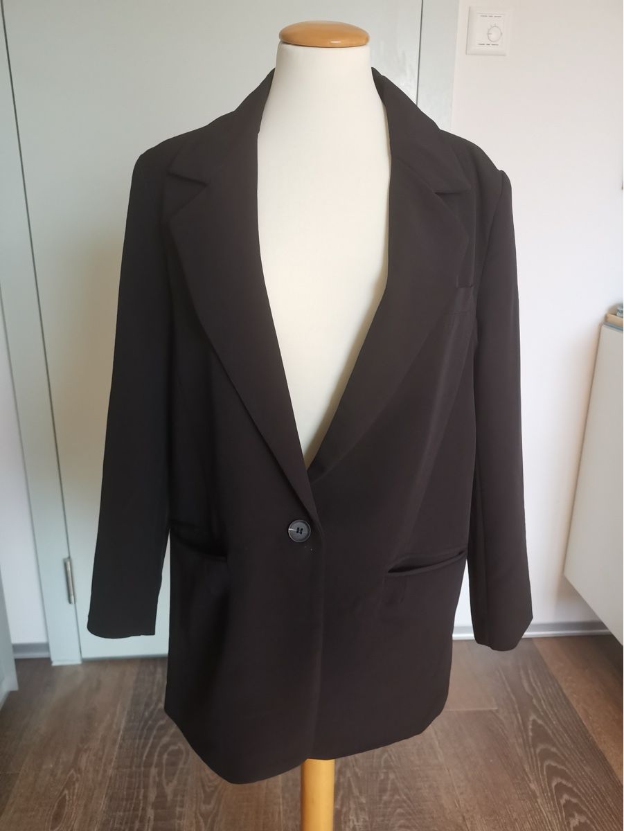Only Giacche: Schwarzer Oversize Blazer ONLY Gr. 36, neuwertig – Nuovo (secondo la descrizione) da Bremgarten AG venduto da Rachelxsa