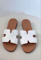 Sandalen weiss Kroko-Optik Grösse 36