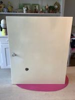 Medizinschrank Metall, abschliessbar