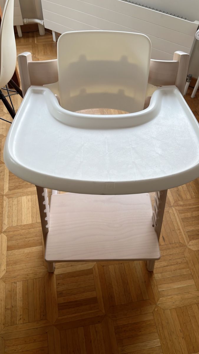 Stokke Chaises hautes: Stokke Tripp Trapp Tray weiss – D'occasion à Zürich par til_yf9j