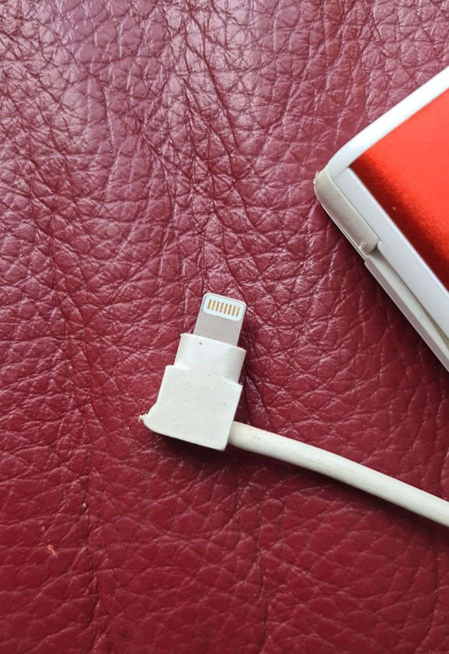 Mophie Ladegeräte: Supreme Mophie Encore Plus 10k Powerbank – Defekt aus zürich von R-N-J 5