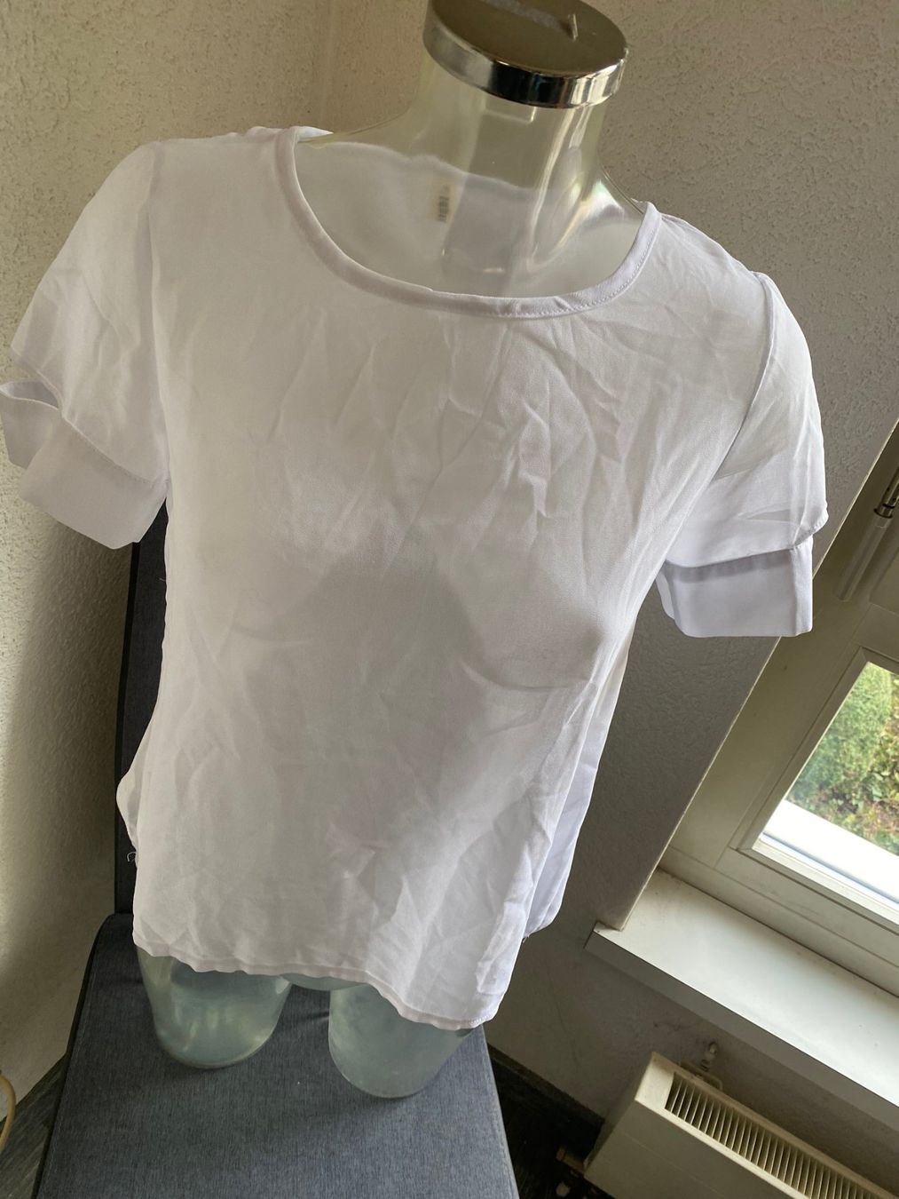 T-Shirts: New Light T-Shirt transparent Grösse S – Gebraucht aus Allenwinden von Obalu 1