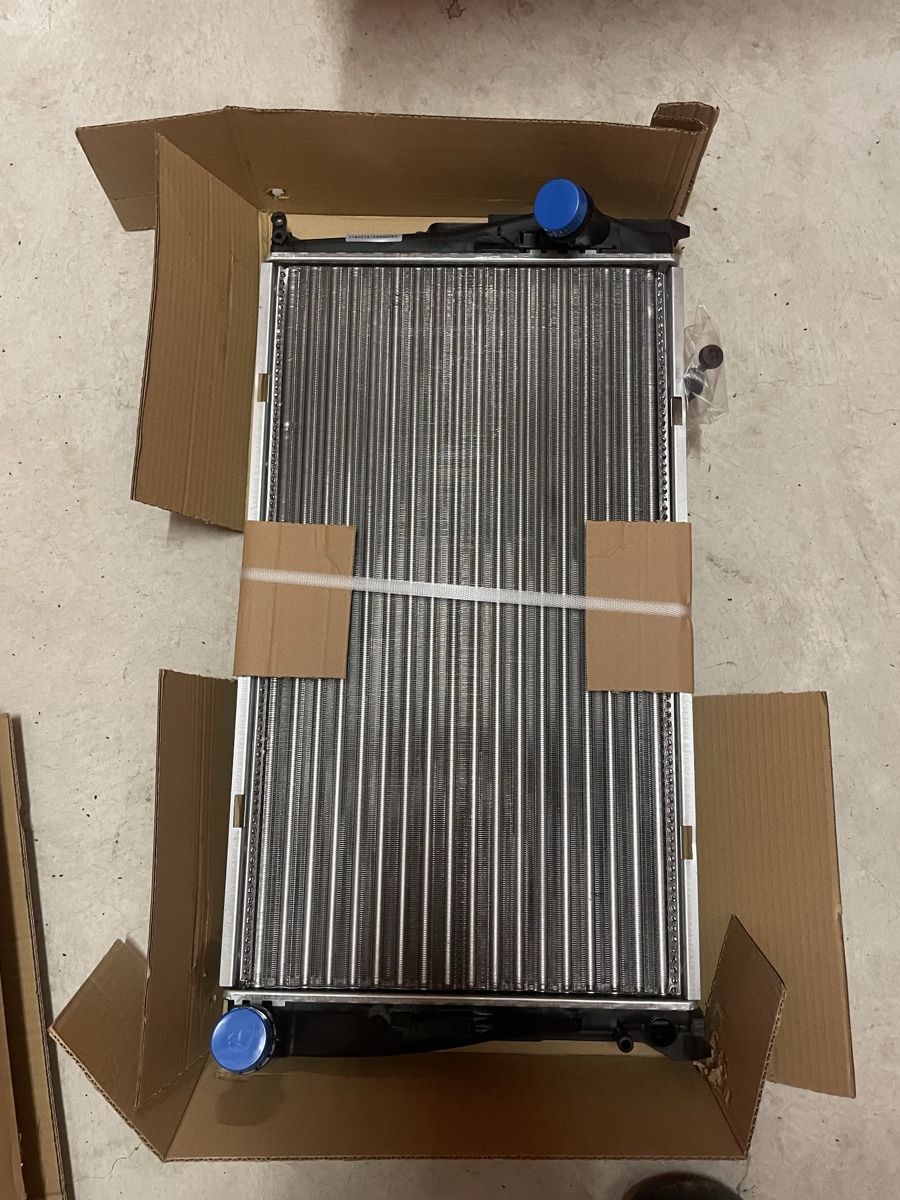 BMW Alle Autoersatzteile: RIDEX Engine radiator – Neu und originalverpackt aus Wädenswil von Sternenkucker 2
