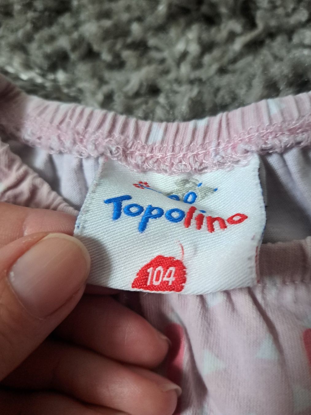 Blusen, T-Shirts & Tops: T-Shirt Grösse 104 – Gebraucht aus Kaltbrunn von Nili133 2