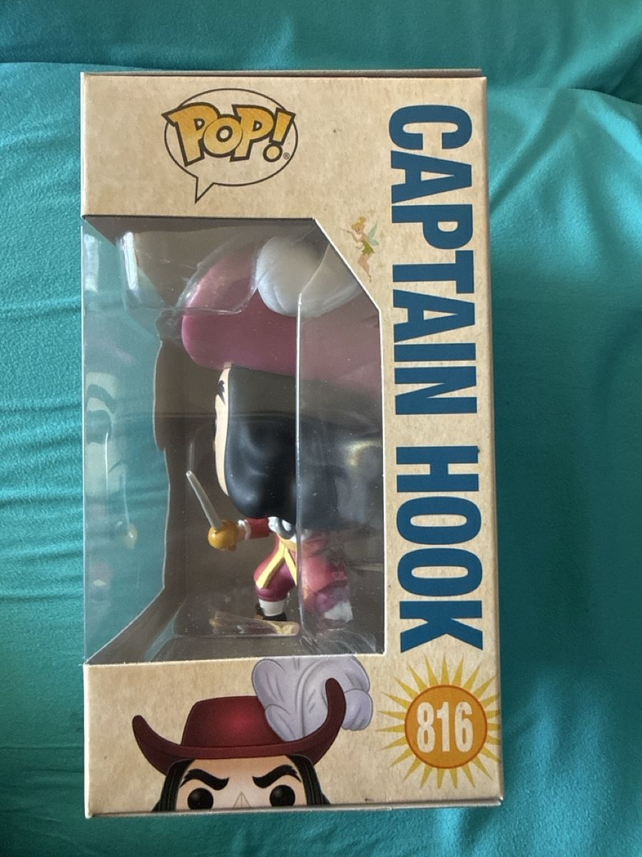 Disney Figurines: Figurine Pop Disneyland Captain Hook 816 – D'occasion à Genève par fat_8jwz 3