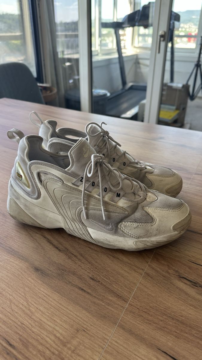 Nike Scarpe da uomo: Nike Zoom 2000 Schuhe – Usato da Schlieren venduto da NM_Nici