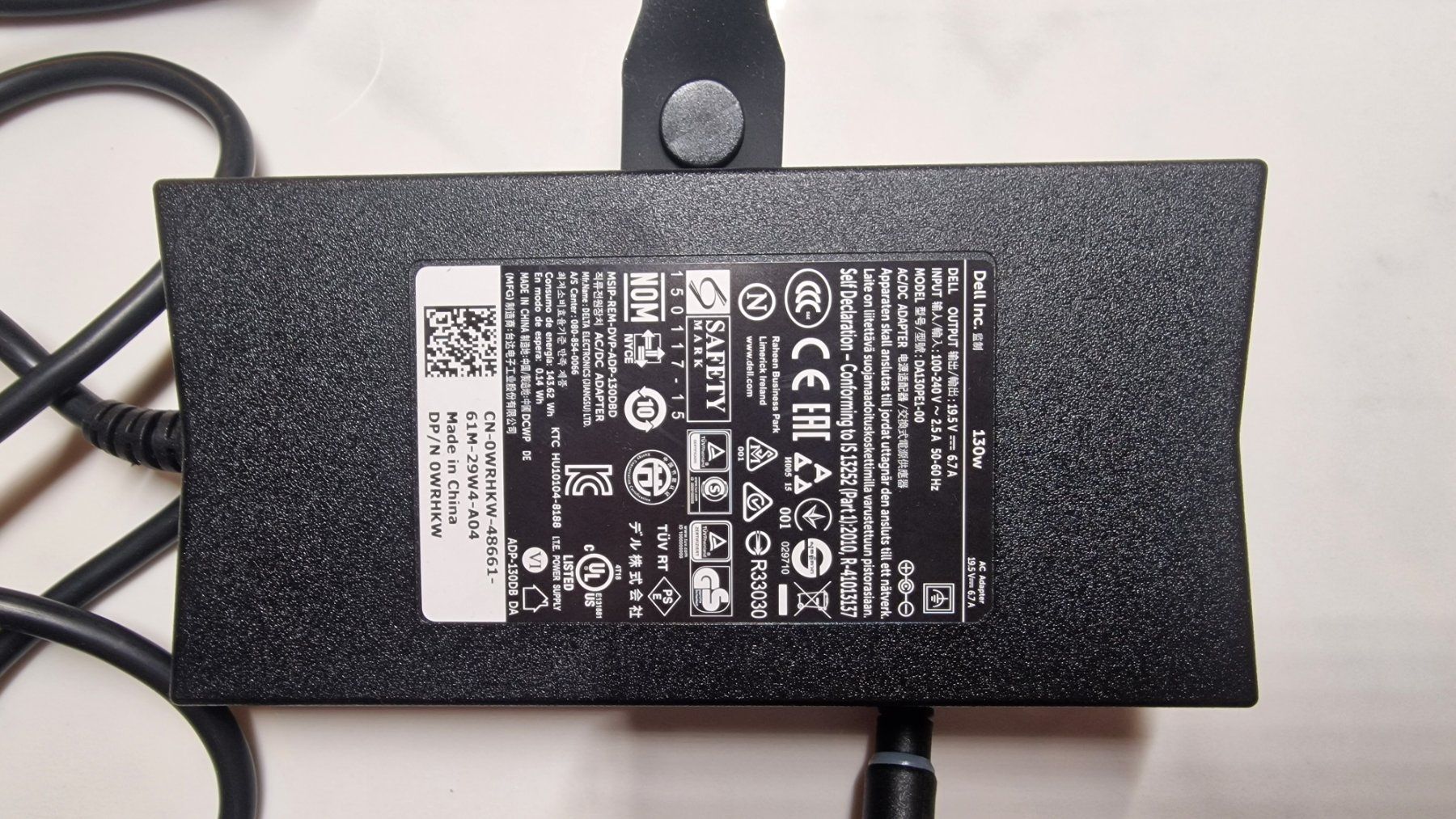 Dell Laufwerke & Adapter: DELL AC / DC  DA130PE1-00  130 Watt Netzteil – Gebraucht aus Stein am Rhein von Sab1 3