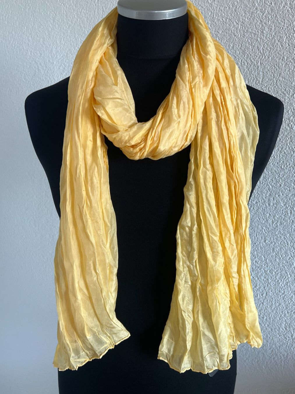 Colora Foulard & Sciarpe: Colora Schal, 100% Seide, warnes Gelb, NEU – Nuovo e nell'imballaggio originale da Worb venduto da farben20zauber 1