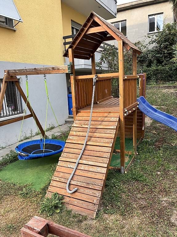 Casette per bambini: Parco giochi  – Usato da Morbio Inferiore venduto da spo_9h7r 1