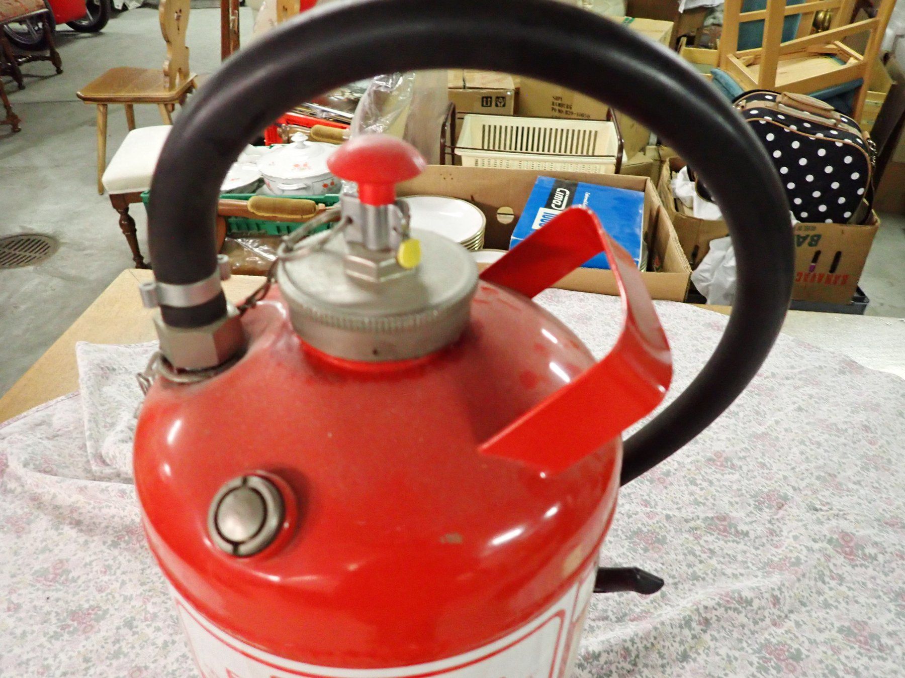Feuerlöscher: Alter Feuerlöscher – Gebraucht aus Wallisellen von Mf1000 5