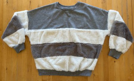 Jennyfer Sweater Size S