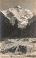 Lütschine (BE) – Flusslandschaft mit Jungfrau