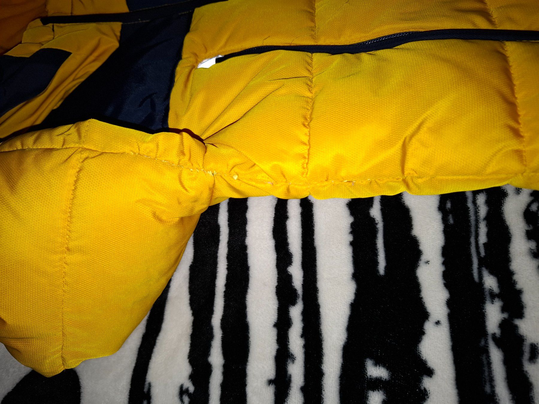 C&A Giacche & Cappotti: Winterjacke dunkelgelb gr.128 – Usato da Oberurnen venduto da rotty80 4