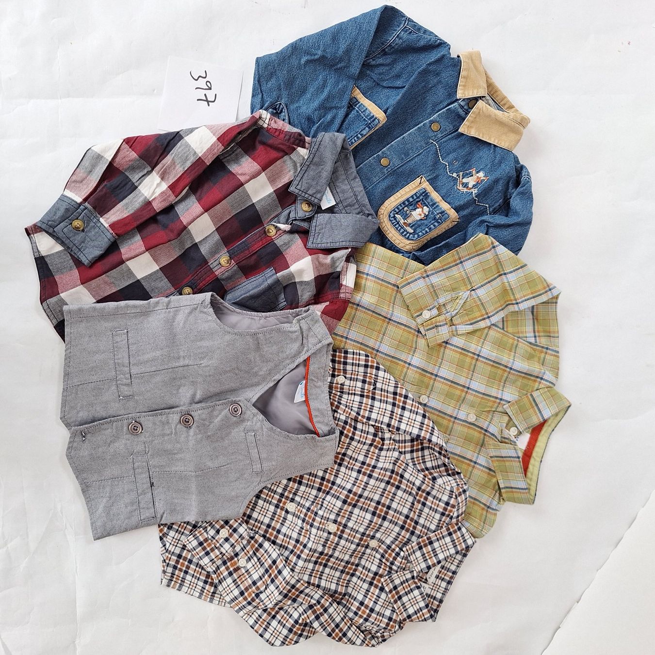 Lotti & Set di vestiti: Kleiderpaket Hemd Junge 86 – Usato da Chur venduto da copino