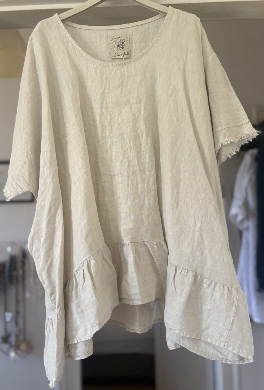 Tuniche: TUNIQUE OVERSIZE EN LIN!! M DERNIER PRIX! – Nuovo e nell'imballaggio originale da Locarno venduto da NicoNion