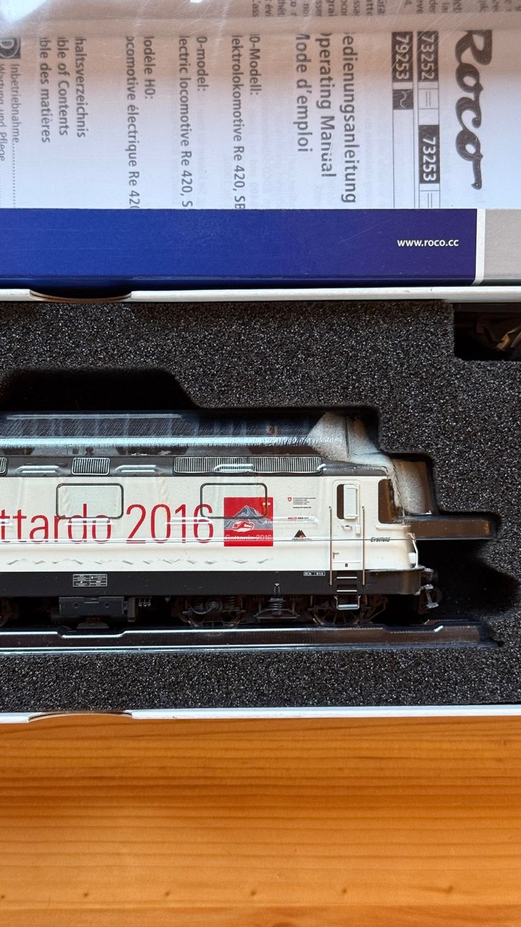 Roco Modelleisenbahnen: ROCO 73253 SBB RE 4/4 268-5 GOTTARDO – Gebraucht aus grandvaux von SwissOnTracksHO 1