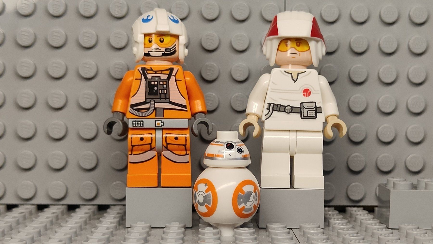 Lego Kit di costruzioni: Lego Star Wars - Snowspeeder / BB-8 / Cloud Car Pilot – Nuovo (secondo la descrizione) da Arconciel venduto da breakout103