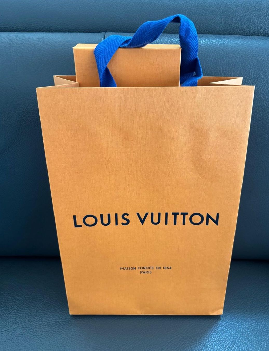 Louis Vuitton Borse da donna: 💖 Louis Vuitton Box und Papiertüte – Nuovo (secondo la descrizione) da Steinhausen venduto da 2ndLove_Bag 1