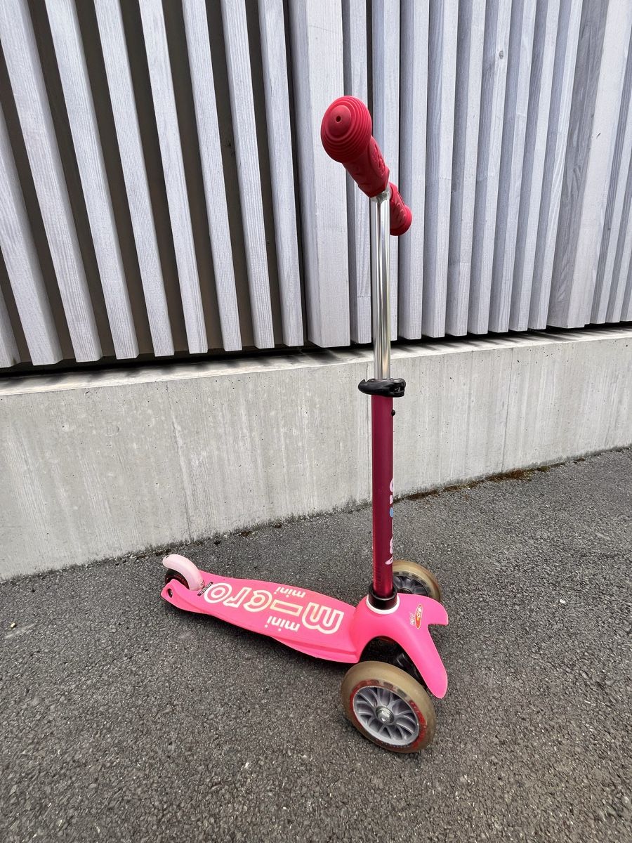 Micro Kickboard: Micro Scooter Mini Pink gebrauchter Zustand – Usato da Rapperswil SG venduto da clemi81