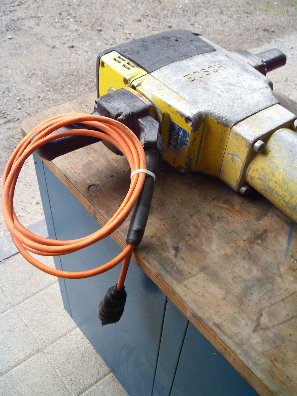 Bosch Tutti gli attrezzi: Bosch Abbauhammer, Spitzhammer – Usato da wilen-gottshaus venduto da Stawigo25 3