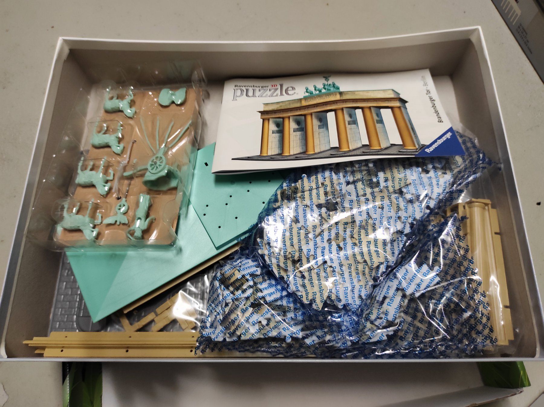 Ravensburger Puzzle: 3D Puzzle Brandenburger Tor, Berlin, Ravensburger – Nuovo e nell'imballaggio originale da Silvaplana venduto da Suomi3101 2