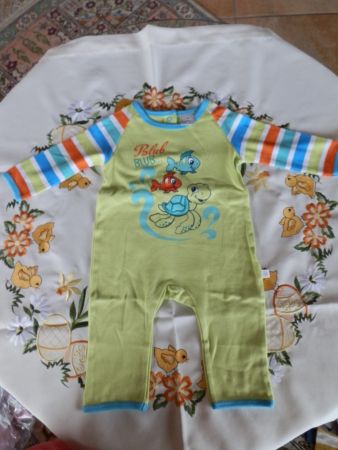 TAILLE 62 - NEU