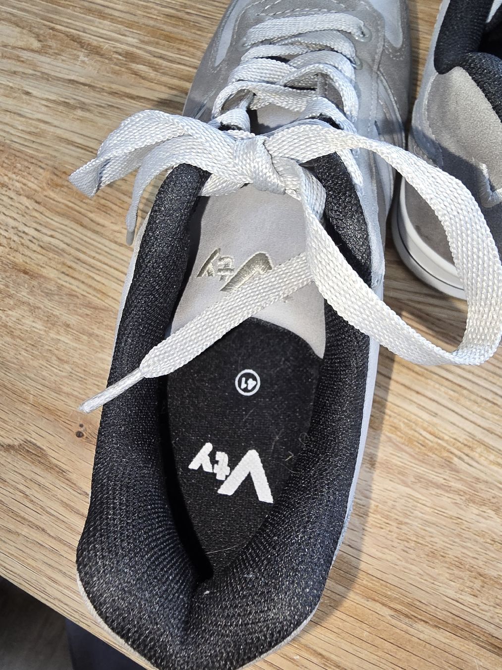 Herrenschuhe: grauer Freizeitschuh, Gr.41 – Gebraucht aus Morschach von Monikawi 3