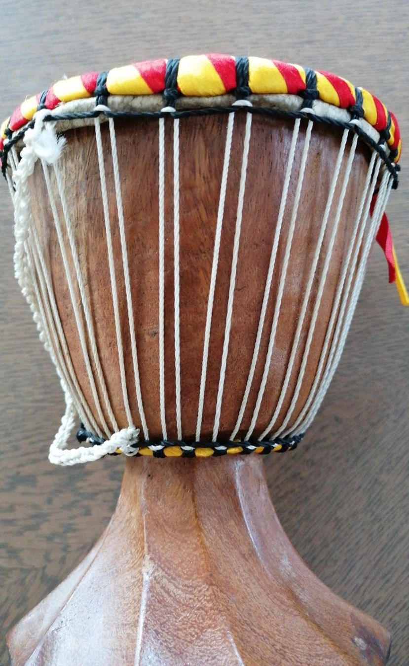 Strumenti musicali: kleine afrikanische Trommel – Usato da Grächen venduto da Hel7890 3