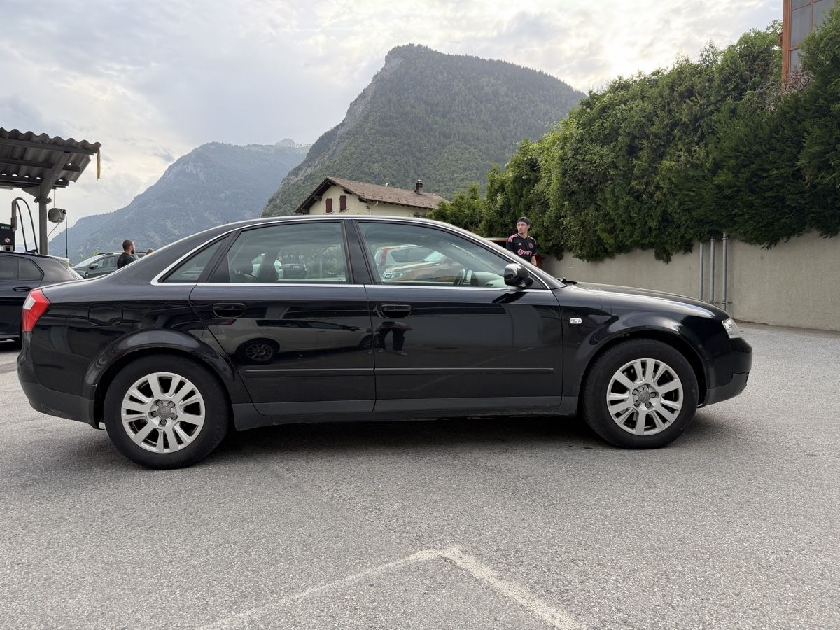 Audi Autos: Audi A4 B6 2.4 V6 – Gebraucht aus Monthey von gla_jw8q 4