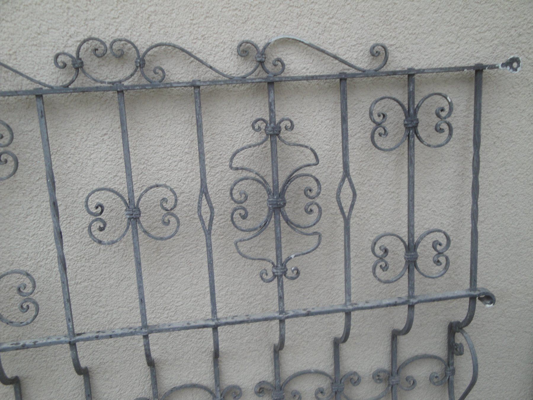 Griglie e Inferriate: Fenstergitter Schmiedeeisen, gebraucht – Usato da Boswil venduto da ziumbo5 1