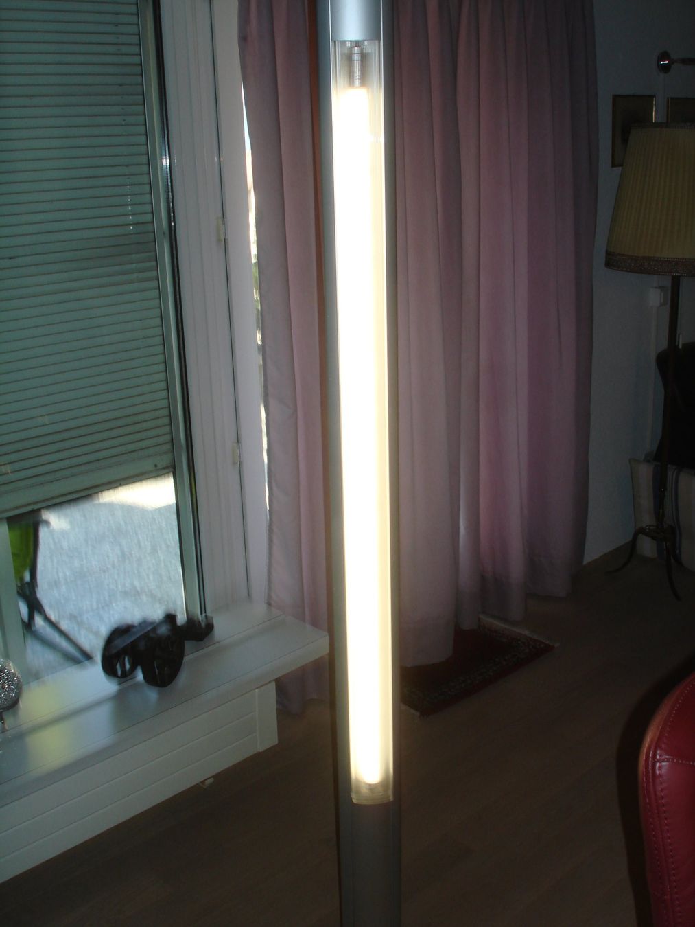 Lampade: Stehleuchte Metall silbern – Usato da Gossau ZH venduto da Crfurrer 1