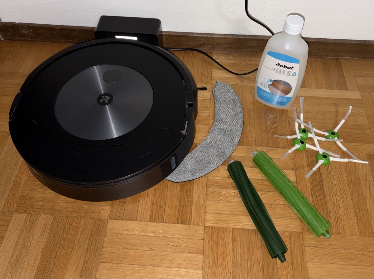 Irobot Aspirapolveri & Accessori: iRobot Roomba Combo j7 Saugroboter – Usato da Emmenbrücke venduto da jas_9ms5