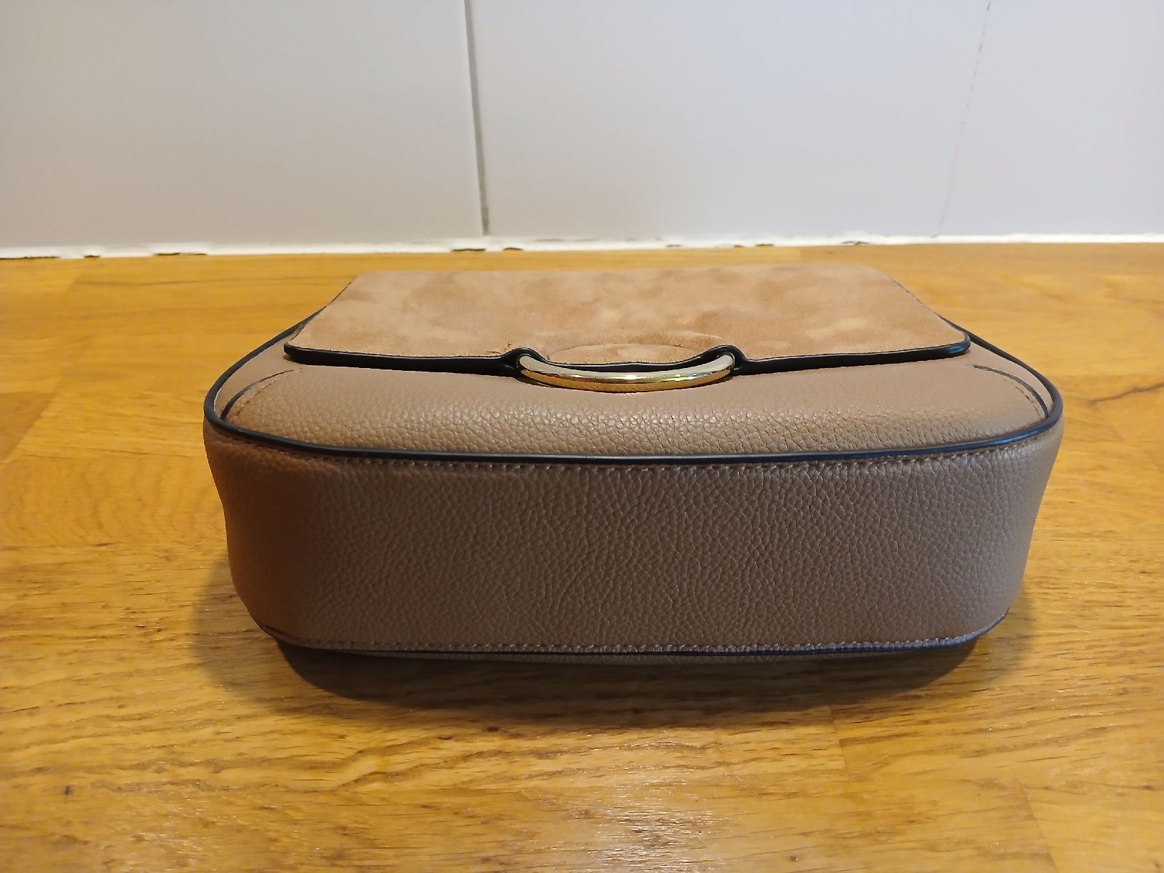 Borse da donna: Handtasche – Usato da Reutigen venduto da CorinaAeschlimann 2