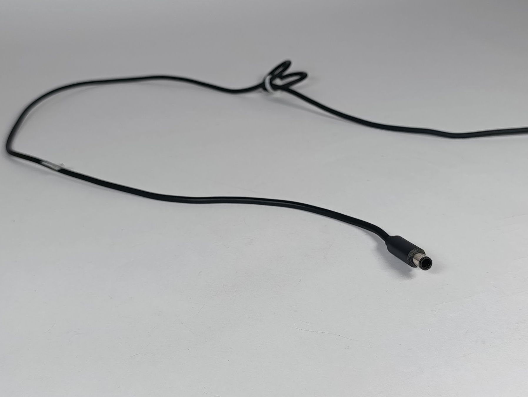 Microsoft Docking station: Docking station 1661 + alimentation pour Microsoft – Usato da Thielle venduto da Plusvalue_Neuchatel 1
