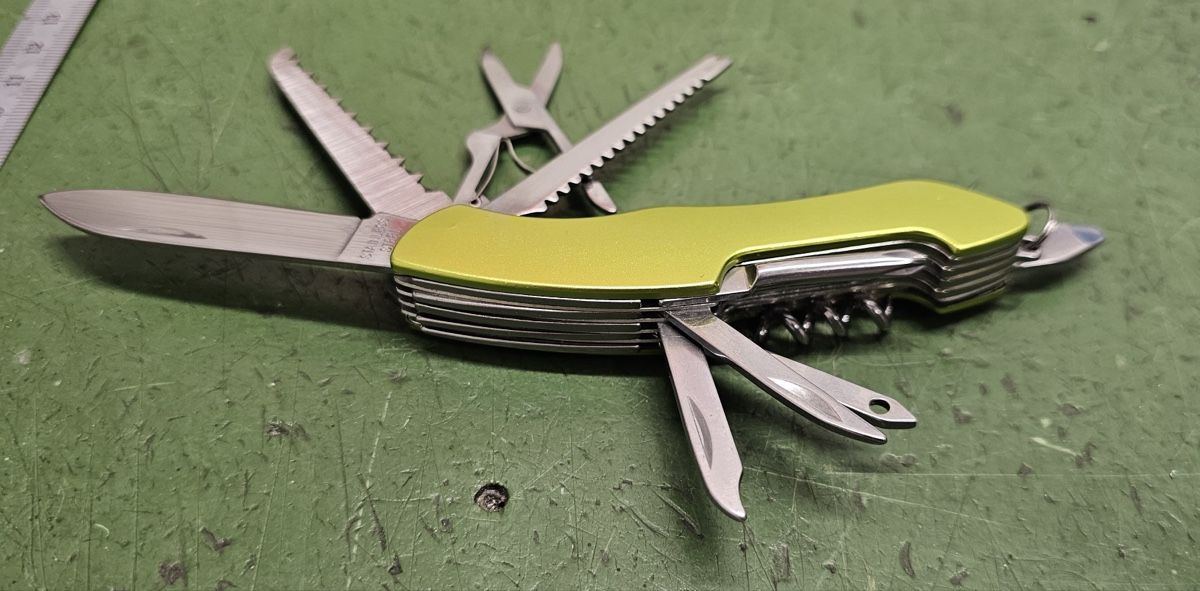 Coltelli tascabile: Cooles Taschenmesser Gelb, neuwertig – Usato da Burgdorf venduto da gbergler33 2