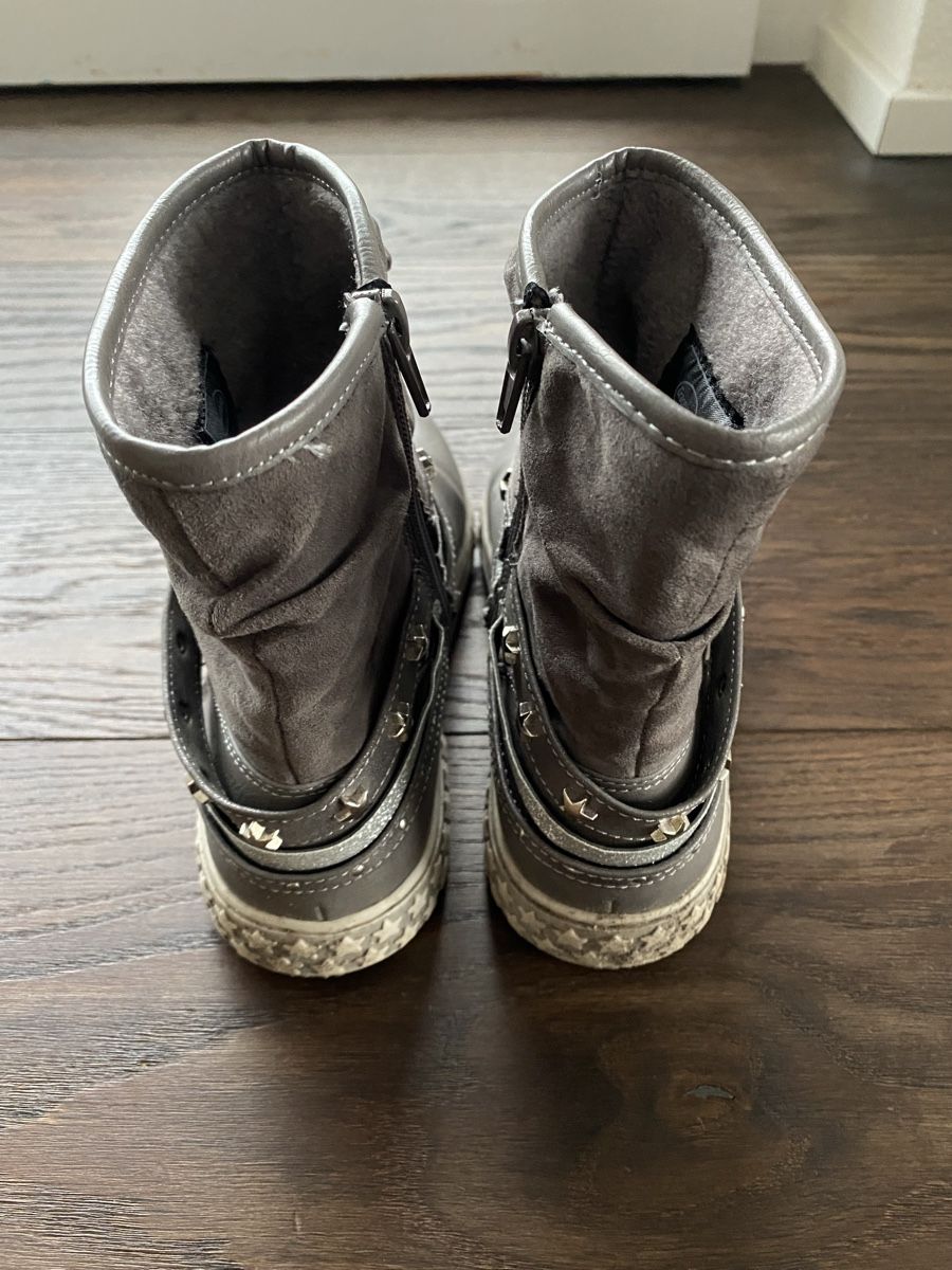 Chaussures filles: Stiefel – D'occasion à Pfäffikon ZH par aveo14 2