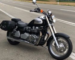 Triumph BonnevilleAmerica