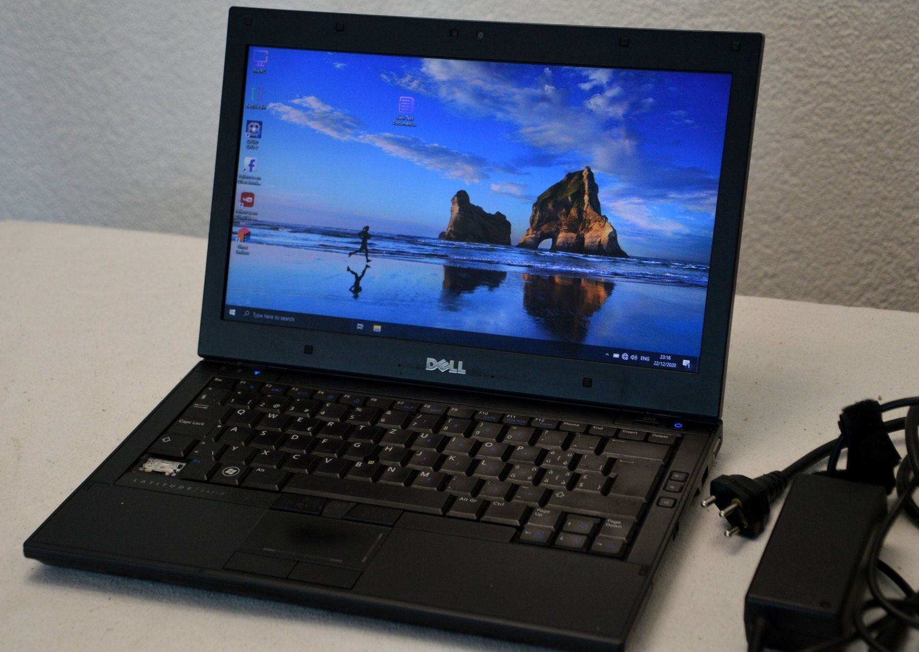 Fujitsu Notebook: Laptop  Dell P05G i5 – Usato da Collonges venduto da arashee 1