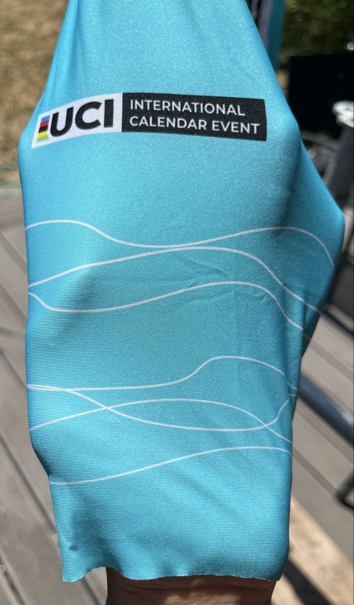 Gobik Leibchen & Hosen: Maillot de cyclistes  – Neu (gemäss Beschreibung) aus La Neuveville von VivreLibre 2