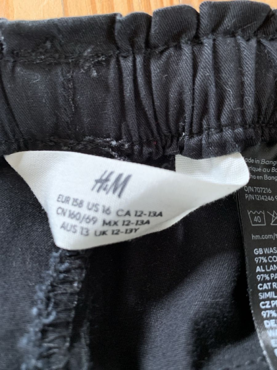 H&M Pantaloni: H&M baggy Jeans gr.158 – Usato da Bonaduz venduto da padia3 1