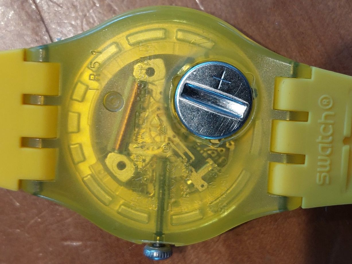 Swatch Orologi: Swatch yellow r51 gelb RAR – Usato da Oberdiessbach venduto da wasserfreak 2