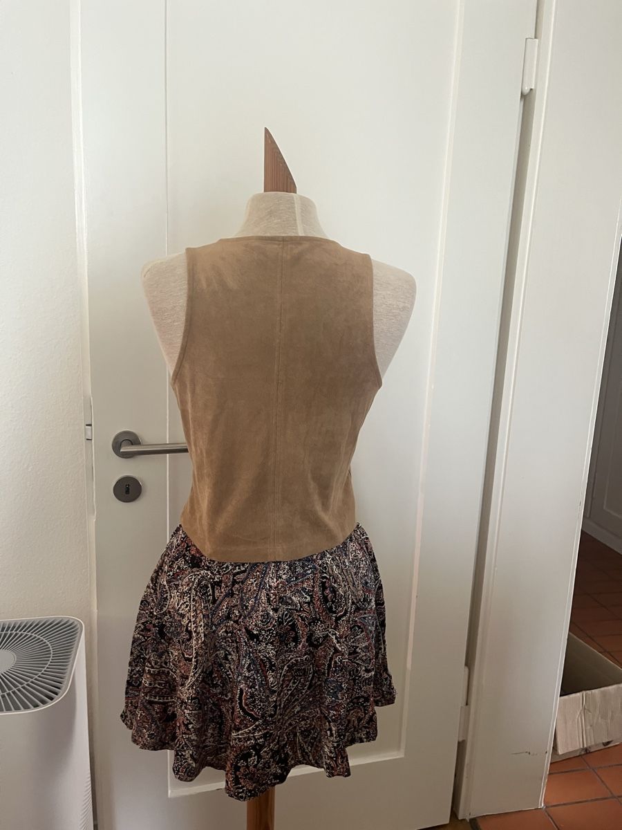 H&M Top: Wildleder Optik Top, Grösse M, von H&M – Usato da Zürich venduto da Mrstm4 1