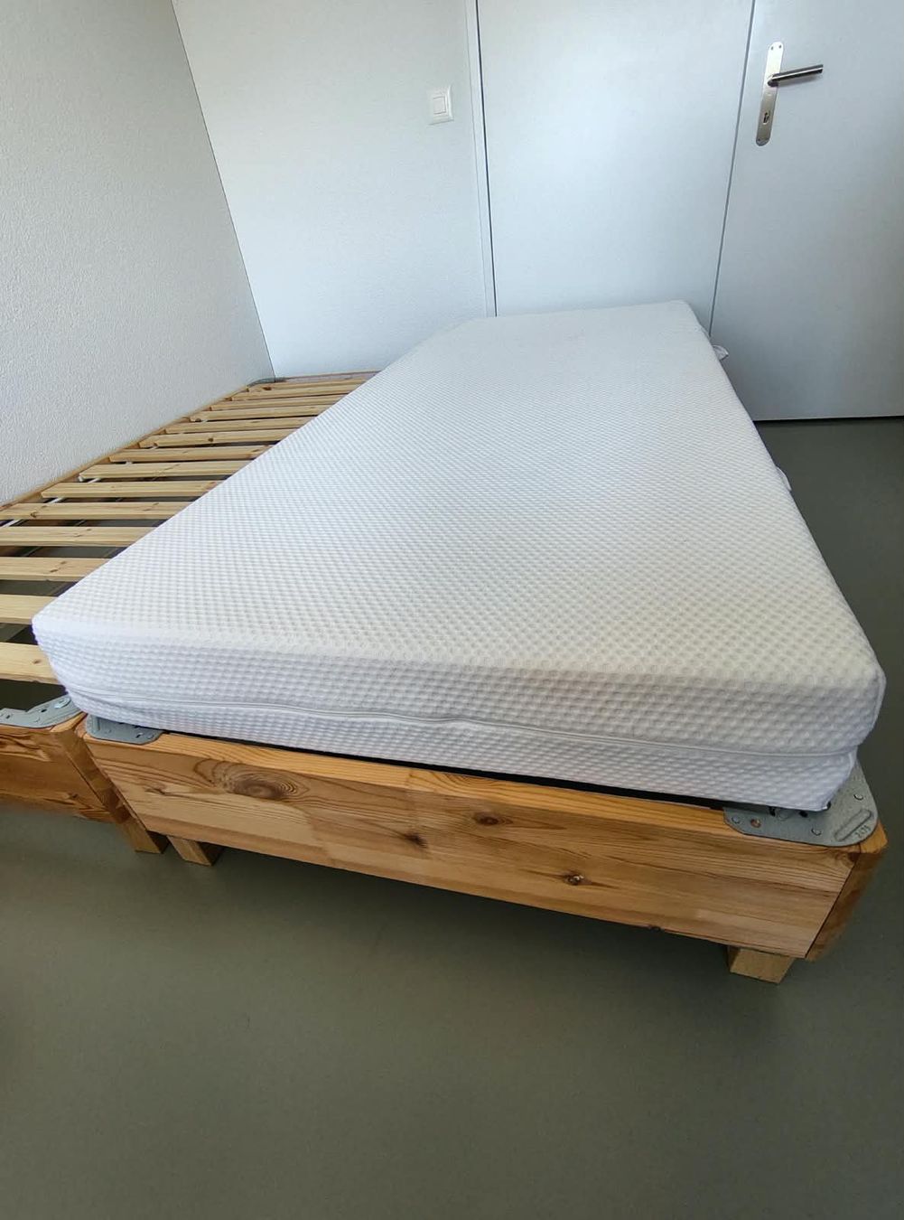 Materassi: IKEA ÅBYGDA Schaumstoffmatratze – Usato da Zürich venduto da cla_hz6t 2