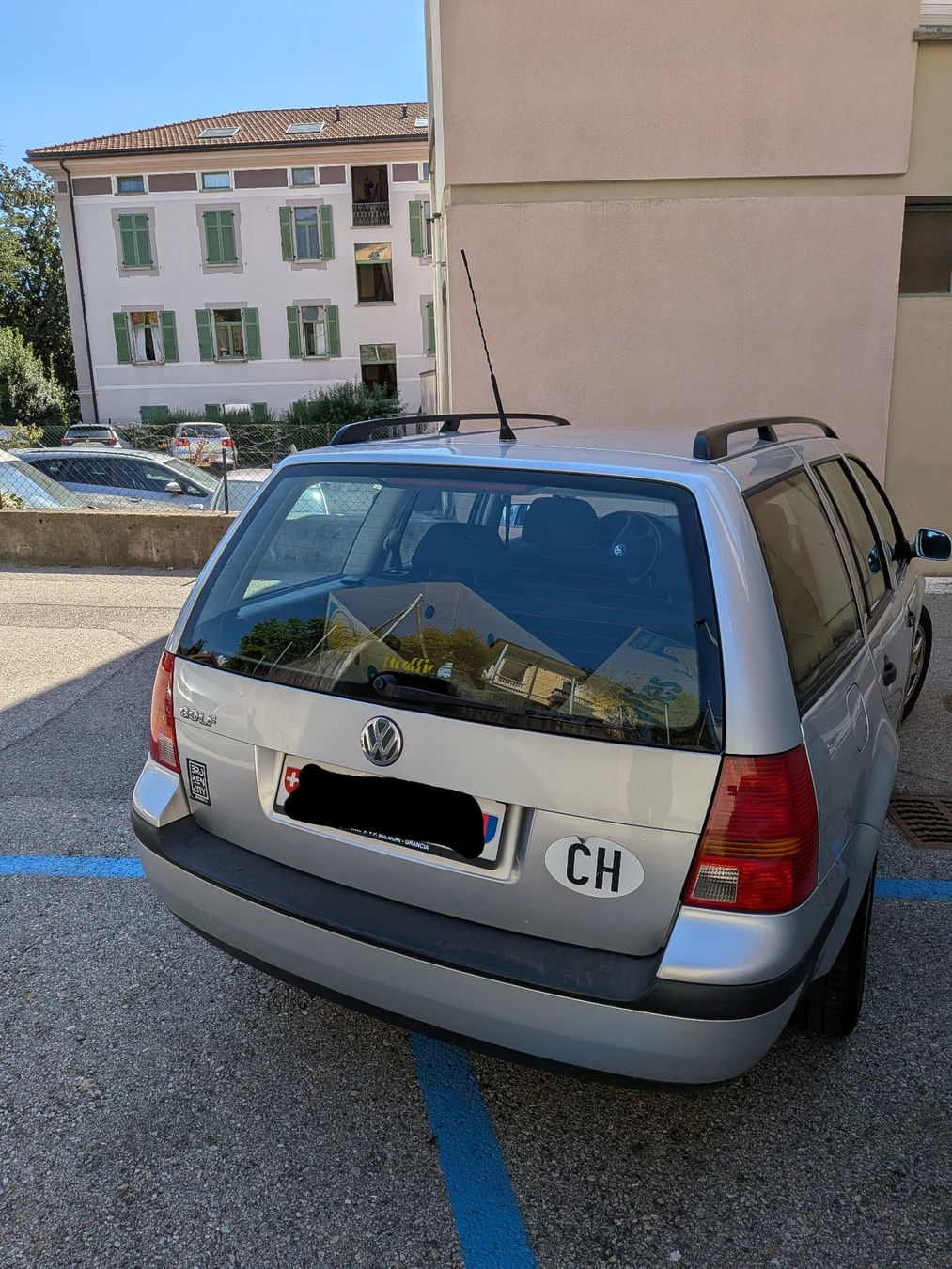 VW Automobili: VW Golf variant – Usato da Massagno venduto da and_sy2v 3