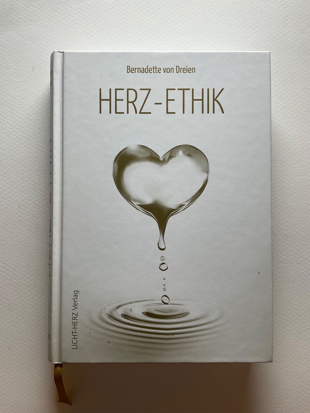 Bücher: Herz-Ethik: Bernadette von Dreien; Buch – Neu (gemäss Beschreibung) aus Meggen von BookRevivals