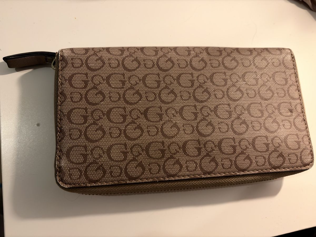 Guess Portafogli: Porte monnaie Guess – Usato da Genève venduto da Marion.dprts 2