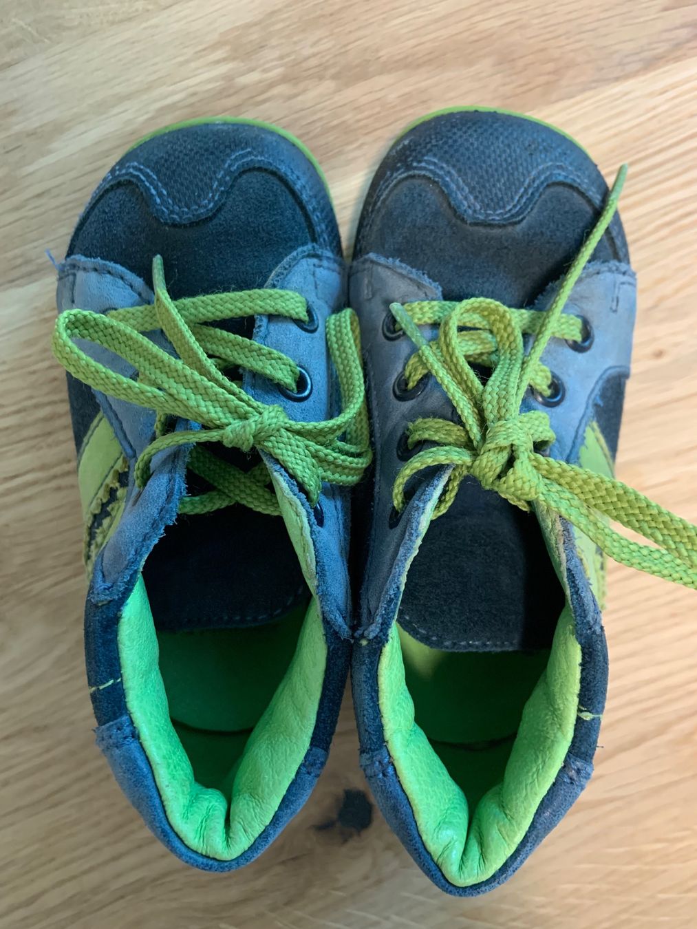 Scarpe per ragazzi: Babyschuhe Leder Gr.19 – Usato da Zürich venduto da bur_6jq9 3