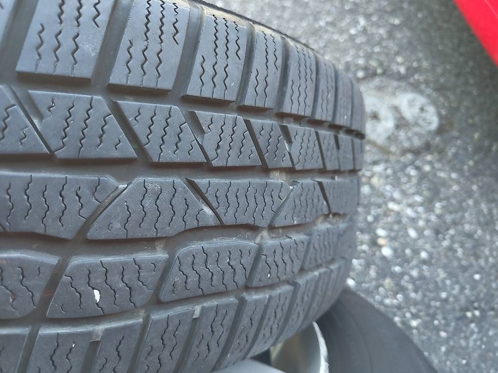 Pneumatici & Ruote complete: VW Winterkompletrader  – Usato da Oftringen venduto da danigti 4