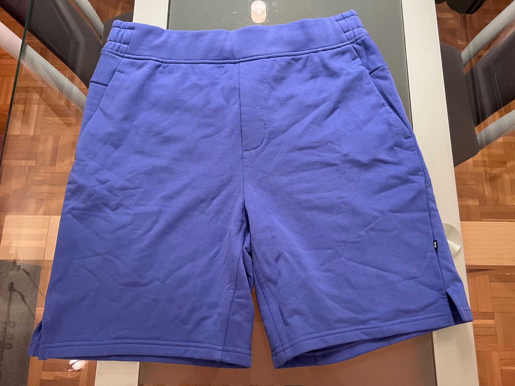 Hosen: ON Sweat Shorts Größe: L NEW – Neu und originalverpackt aus Volketswil von Latinozh5 2