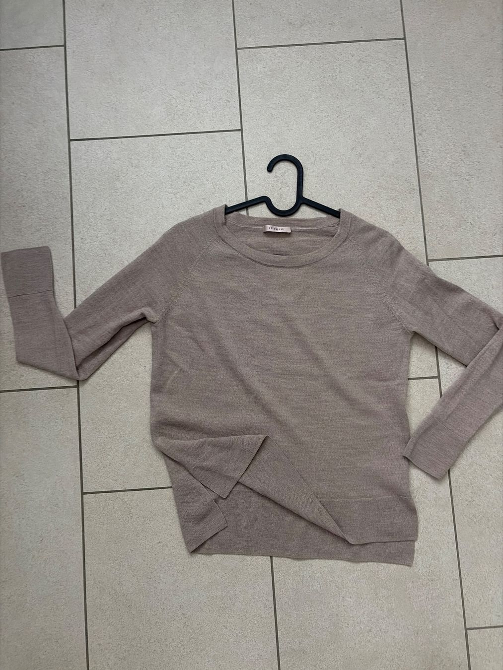 Pullover & Sweatshirts: Hugenberg Feinstrick Pullover, Merinowolle Greige Gr. S – Neu (gemäss Beschreibung) aus Wallisellen von Lan_82sz